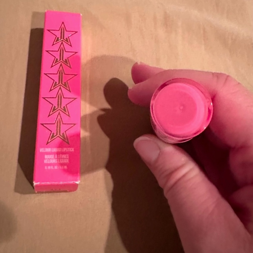 Jeffree Star Liquid Lipstick in Matte Light Brown- “Allegedly”- NEW! Never used - Picture 4 of 9